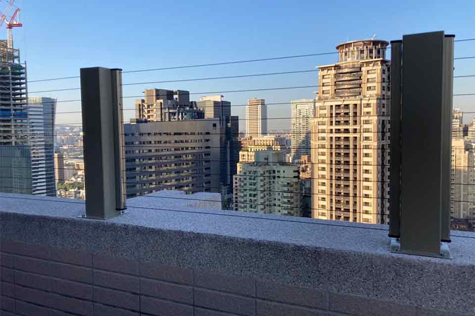 女兒牆是什麼?女兒牆高度有限制嗎?架設女兒牆法規、注意事項一次看!